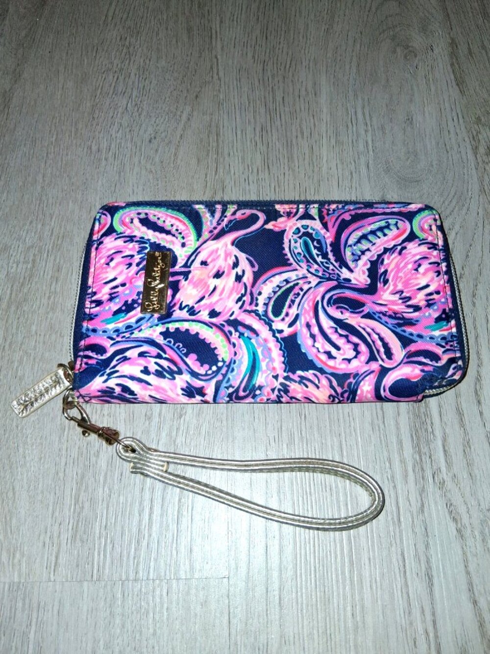 Lilly Pulitzer Pink and Blue Flamingo Zip Around Wallet Clutch Wristlet Gold
